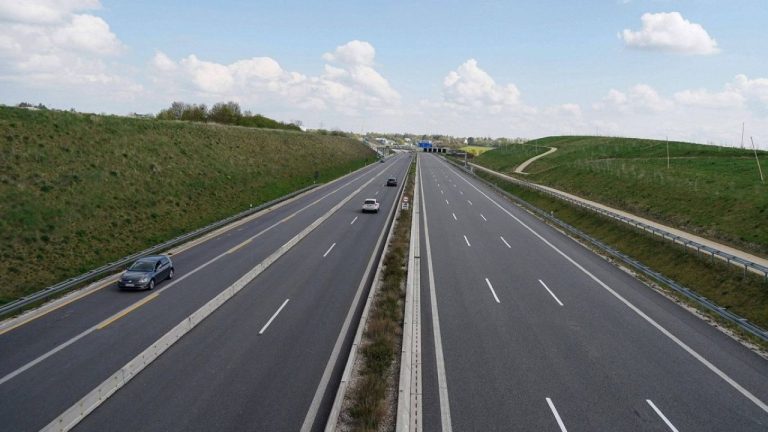 2,9 млрд евро требуется для полного обновления сети государственных дорог