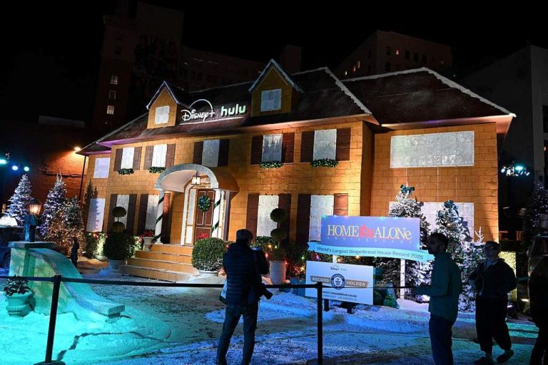 Пряничный рекорд Голливуда: дом МакКаллистеров вошёл в историю Гиннесса