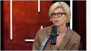 Рождественские елки установлены в 16 районах Риги