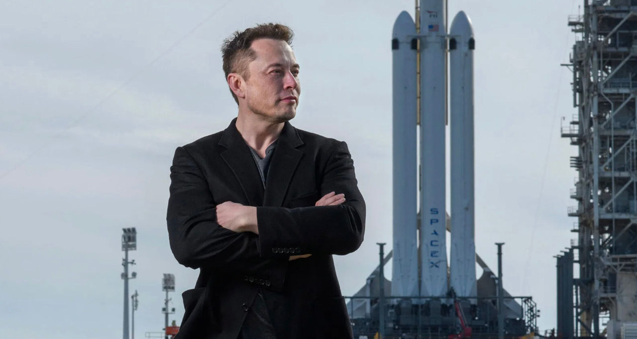 Маск стал первым человеком в истории с состоянием $749 млрд