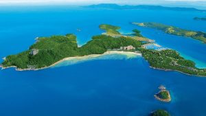 Ближе к народу? В этом году рождественские открытки королевских семей Европы выглядят более человечно