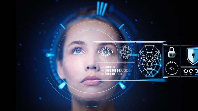 В аэропортах США вступил в силу новый «ДНК-закон»: что нужно знать путешественникам