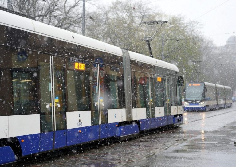 Рига дарит бесплатный проезд и запускает ночные рейсы в новогоднюю ночь