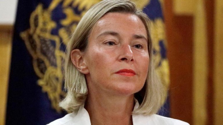 Могерини и Саннино освобождены из-под стражи после допроса по делу о коррупции