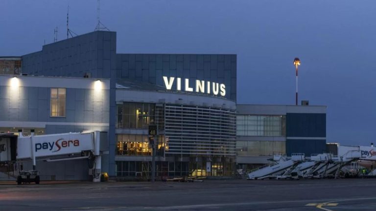 Finnair отменяет вечерний рейс в Вильнюс из-за контрабандистских воздушных шаров