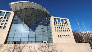 Выступление робота на сцене вызвало шок у зрителей