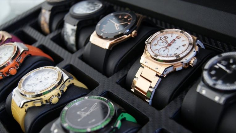 Преступление раскрыто: часовой магазин в Старой Риге ограбила сербская группировка