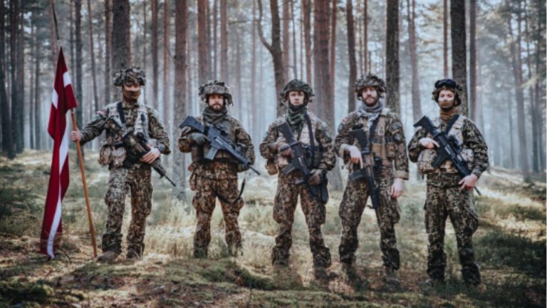 Латвия направит более 2 миллиардов евро на оборону