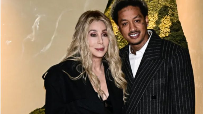 Ей - 79, ему 39: Шер собирается замуж за молодого бойфренда