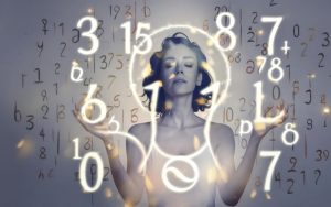 Чесночно-сливочные свиные отбивные: простой рецепт для будней и особых случаев