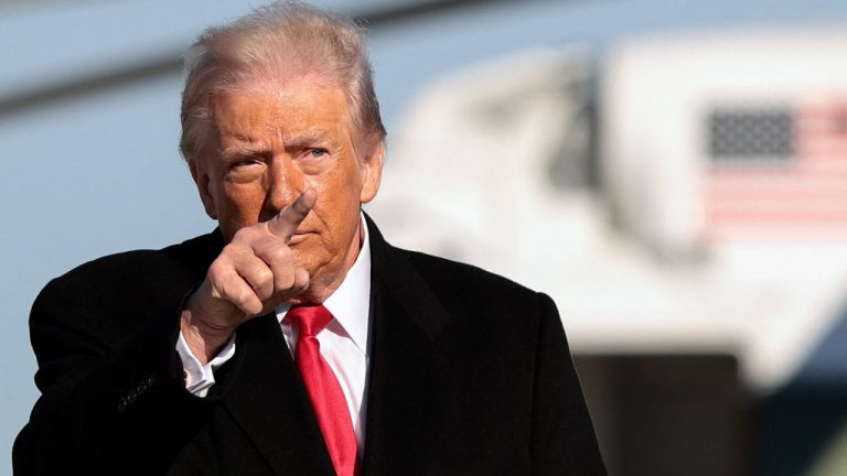 2000 погибших в Иране: Трамп призвал захватывать госучреждения и заявил, что «помощь уже в пути»