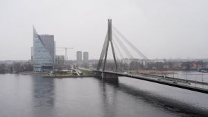 Жалобы - сначала в клинику: Сейм Латвии одобряет поправки к Закону о правах пациентов и расширяет доступ к медданным