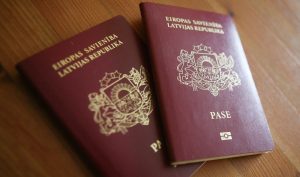 Как обычный ремонт в частном доме превратился в повод для шуток от полиции и крупных брендов