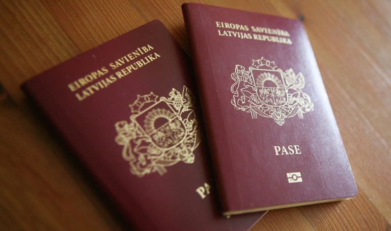 Латвия вошла в топ 10 стран с самыми влиятельными паспортами в 2026 году