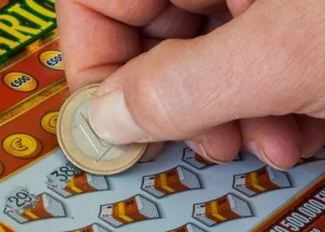 626 тысяч евро выдал Минфин в прошлом году в качестве премий и наград сотрудникам