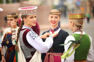 В каких министерствах Латвии работают самые раздутые штаты советников и помощников