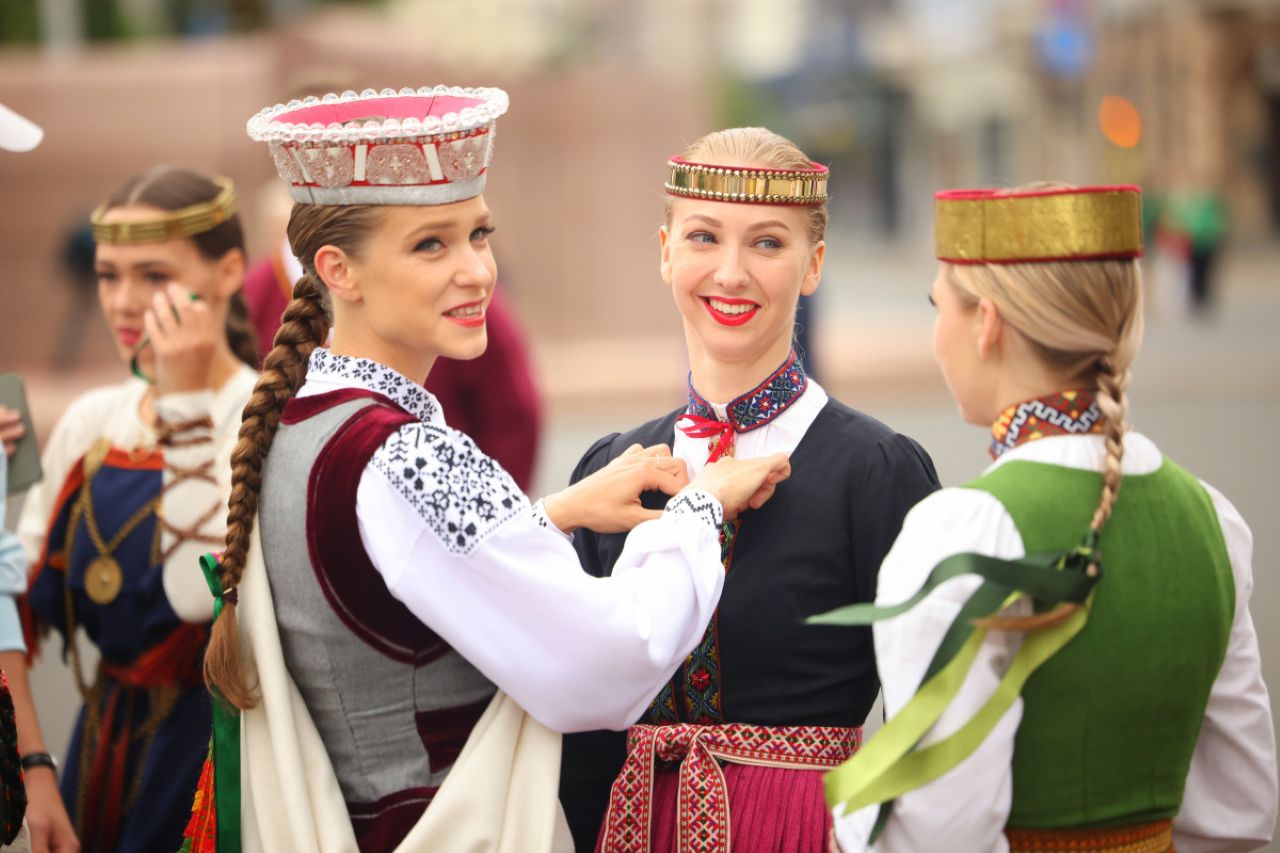 Женщин в Латвии почти на 135 тысяч больше, чем мужчин: новые данные статистики