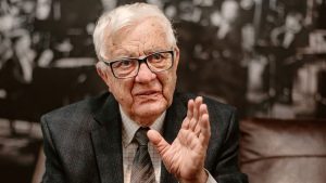 Канны, Берлин и Венеция - теперь в Риге: стартовал фестиваль авторского кино “Lācis, lauva un zars”