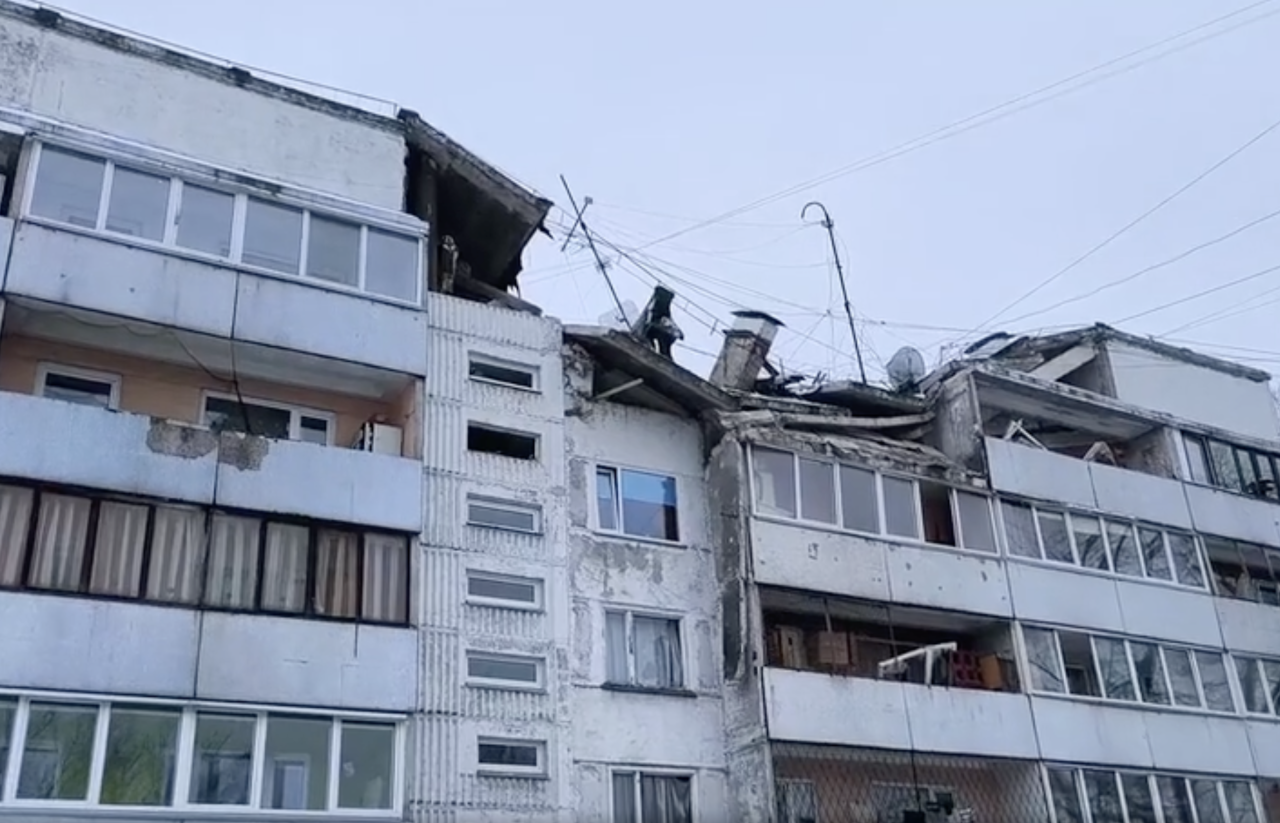 Трагедия на улице Баускас: взрыв газа обрушил перекрытия пятиэтажки, есть погибший