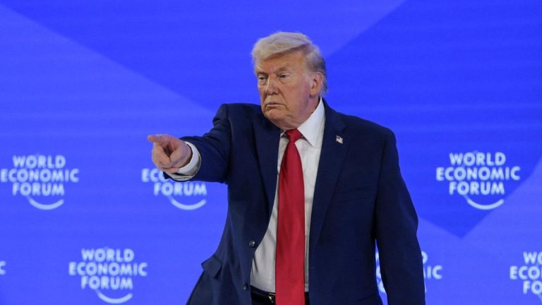 Трамп в Давосе: Европа движется в неправильном направлении