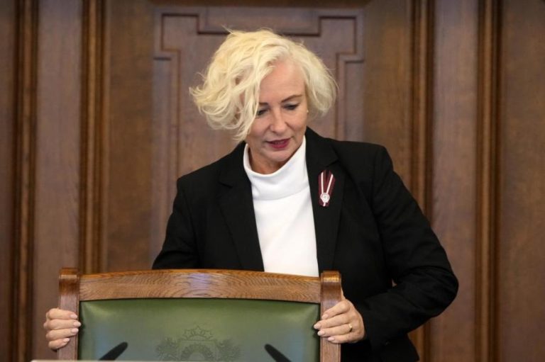 Спикер Сейма Дайга Миериня в обход правительства выдвинула Дональда Трампа на Нобелевскую премию мира