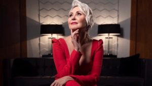 Перекус к сериалу: хрустящие луковые кольца на сковороде за 20 минут