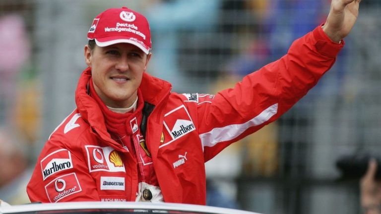 Михаэль Шумахер больше не прикован к постели: в состоянии легенды «Формулы‑1» заметен прогресс