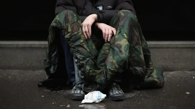 Уровень критической бедности в Великобритании побил тридцатилетний рекорд и охватил миллионы семей