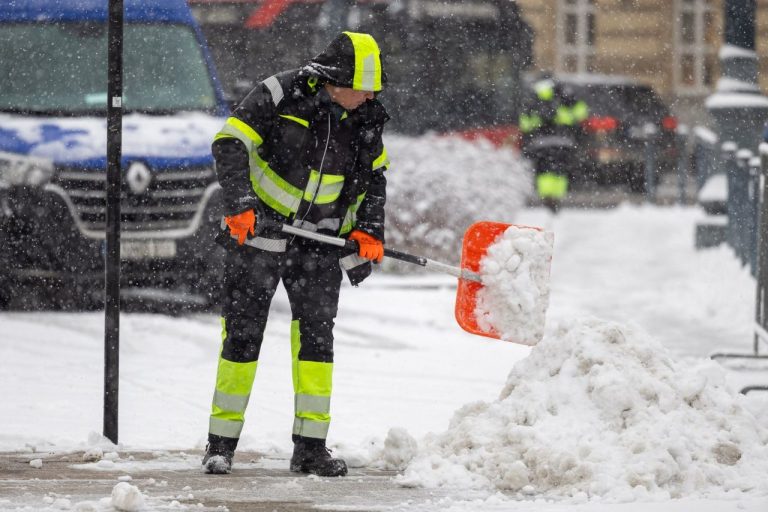 В Вильнюсе - ледяной дождь: в аэропорту отменены несколько рейсов