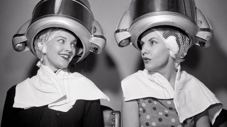 Удача, любовь, деньги: 3 знака зодиака ждет лучший февраль 2026 года