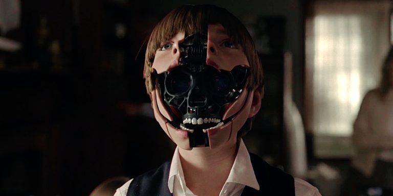 Жизнь по подписке или смерть от одного клика - чего ждать от восьмого сезона «Черного зеркала»