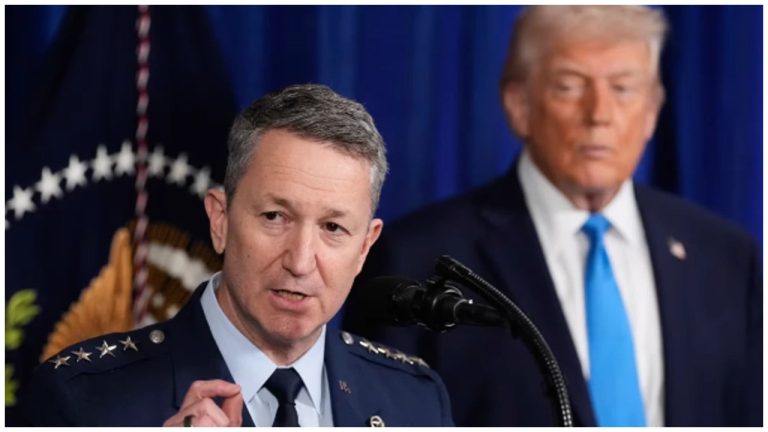 Американский генерал раскрывает подробности секретной операции по захвату Мадуро