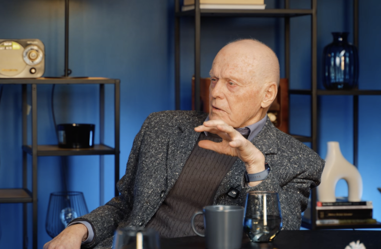 Валдис Биркавс: Латвия упустила три шанса на успех и погрязла в ненависти