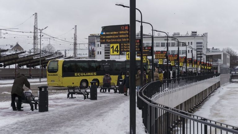 Опубликован рейтинг самых популярных в Латвии автобусных остановок