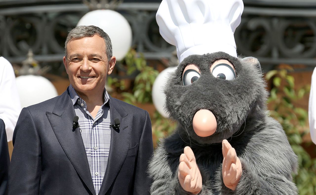 В Disney грядут перемены: глава компании Боб Айлер устал от рутины и хочет уйти
