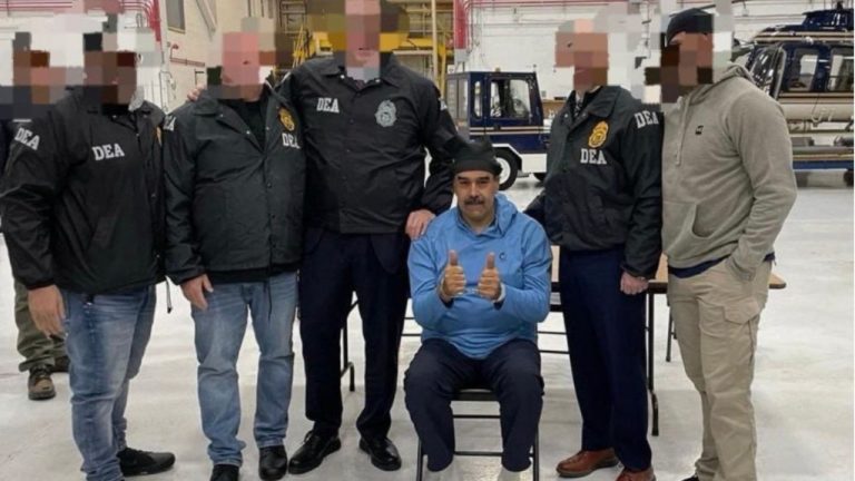 Мадуро привезли в Нью-Йорк, а в Венесуэле Родригес назначена временным президентом