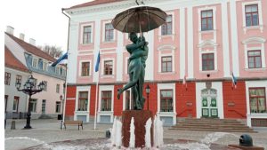 Как Рига поможет жителям дома в Торнякалнсе: расширенные пособия, охрана и жилье на 15 дней