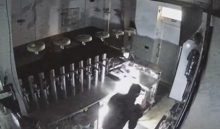 Рождественская серия краж на Тейке: за неделю в Риге обчистили два бара