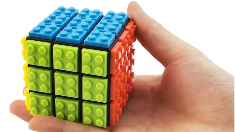 LEGO запускает прорыв: революционный ИИ-кубик со светом и звуком