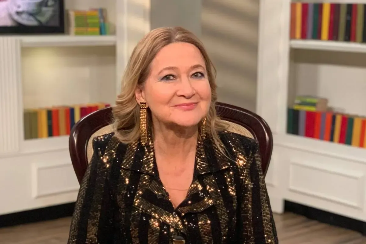 Прикольные картинки с надписями и рождественский городок