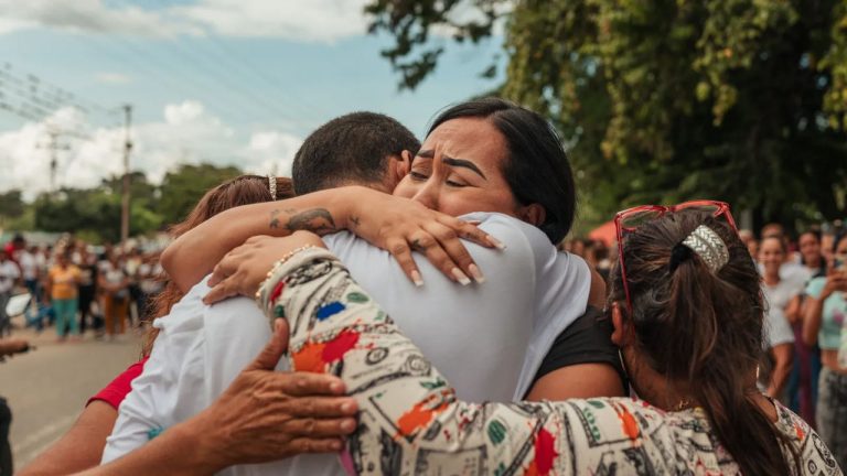 После ареста Мадуро в Венесуэле началось массовое освобождение политических заключенных