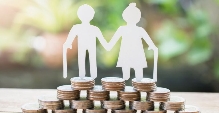 На портале Manabalss набирают популярность инициативы по радикальному пересмотру пенсионной системы Латвии