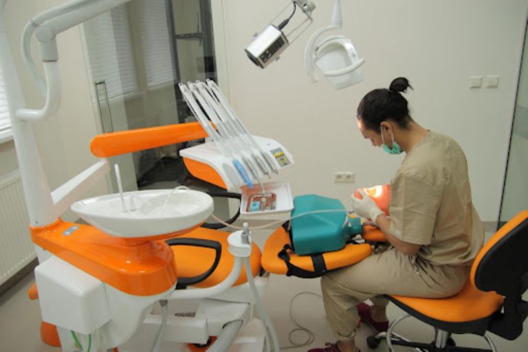 Летом в Риге откроется новая учебная клиника для стоматологов и оптометристов