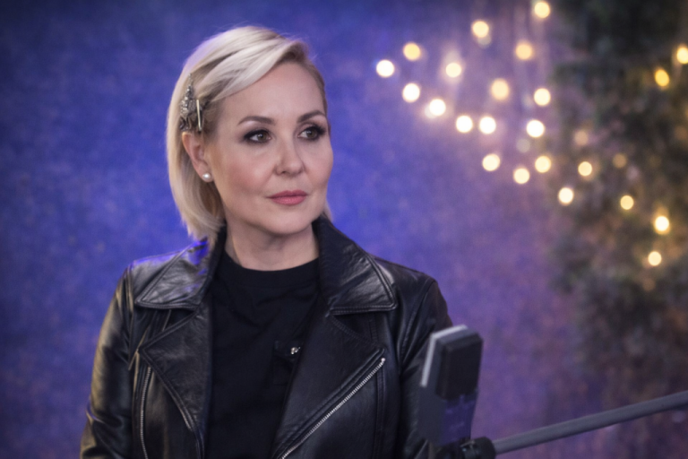 Весы, Левы, Девы и Раки в гороскопе Василисы Володиной на воскресенье 15 февраля