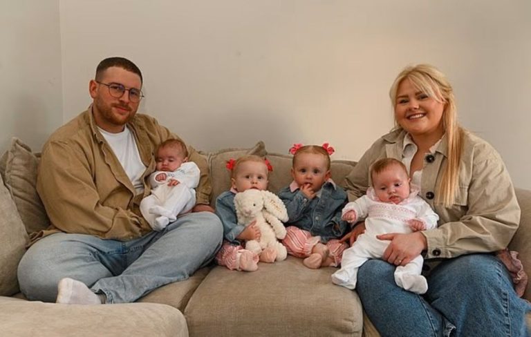 Британка с диагнозом бесплодие родила две пары близнецов - ровно в один день с разницей в год