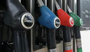 Любовь отдельно, деньги отдельно: большинство молодых пар в Латвии не имеют общего бюджета