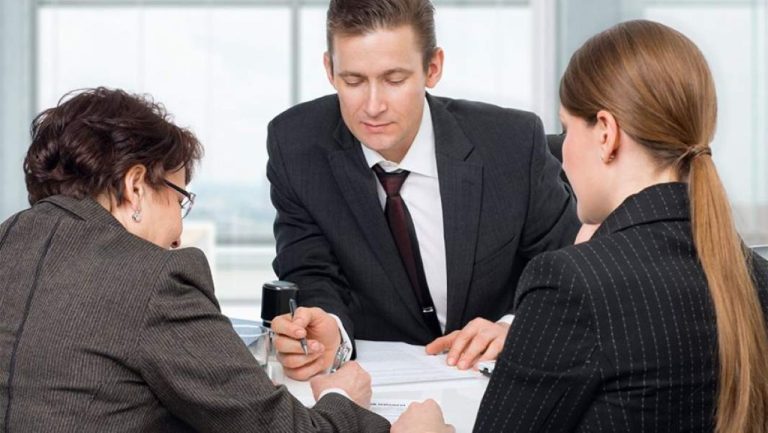 От алиментов до наследства: 5 марта в Латвии можно получить бесплатные консультации нотариусов