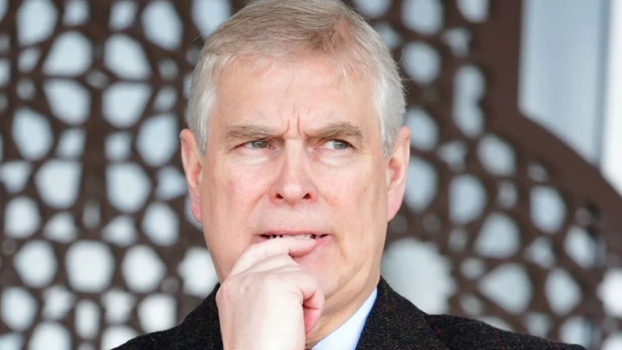 Бывшего принца Эндрю отпустили домой после ареста - расследование продолжается