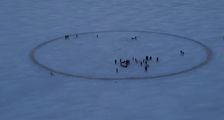 В Латвии запустили вращающийся ледяной диск диаметром семьдесят метров ради нового рекорда