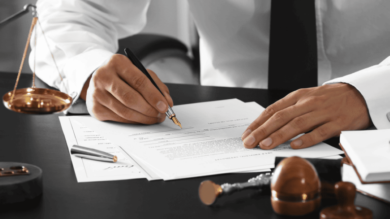 В Латвии вводятся новые правила развода у нотариуса: что изменится